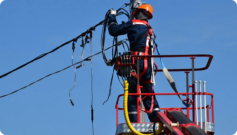 03、Overhead Line Connector & Power Fitting Solutions
