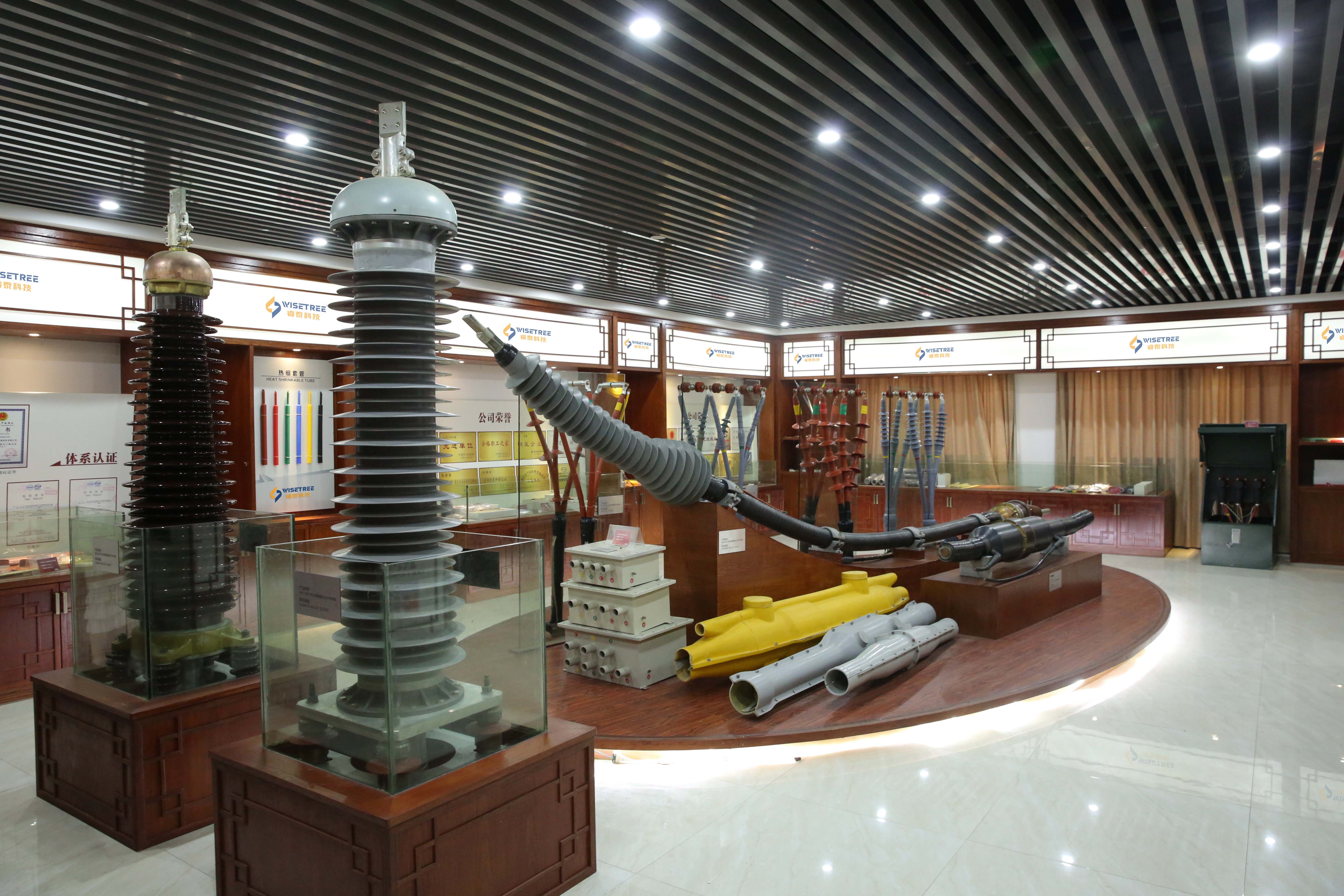 FACTORY SHOWCASE